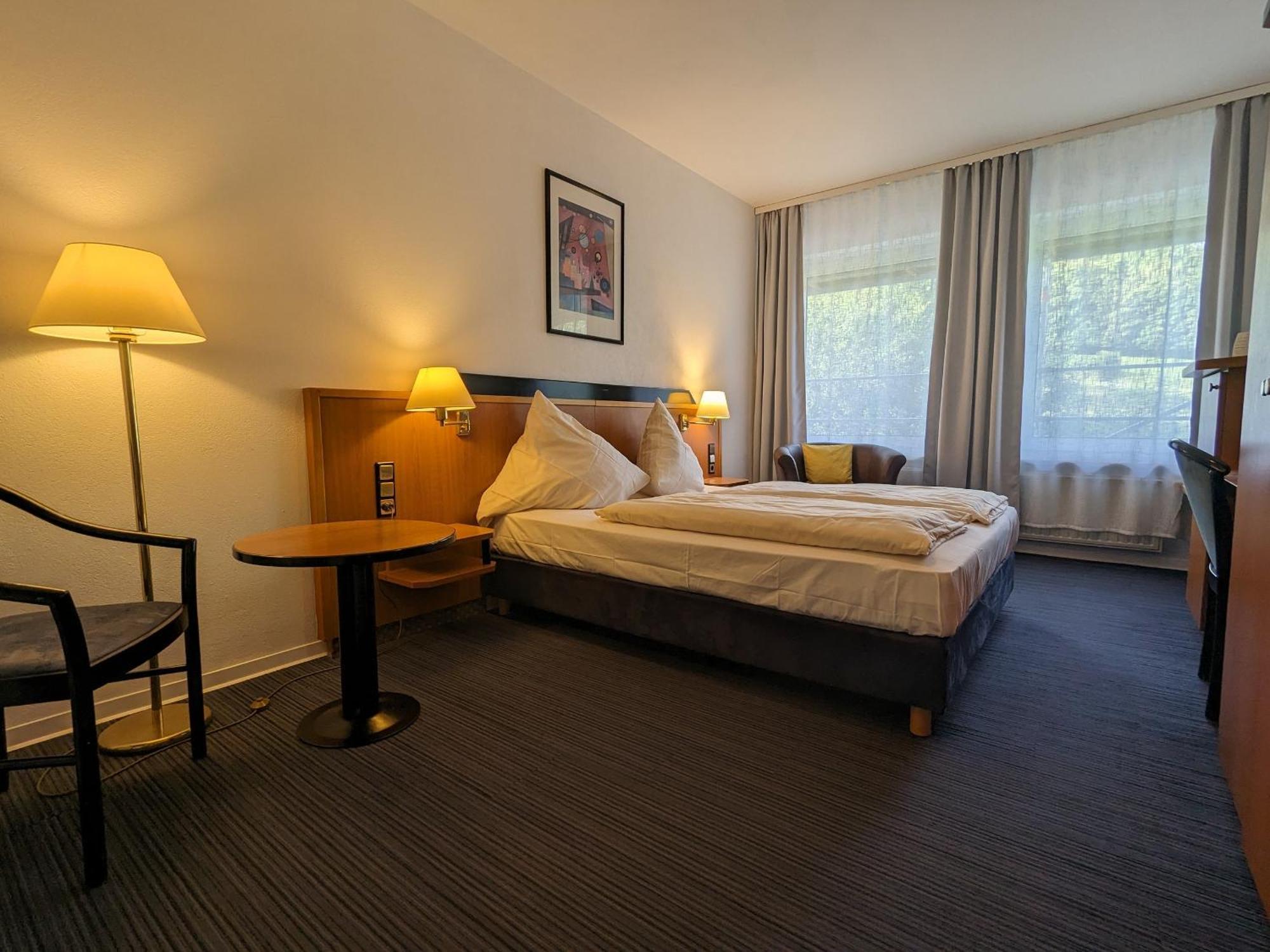 Hotel Berghof Wasserkuppe & Gaestehaus Fuldaquelle Gersfeld Pokój zdjęcie