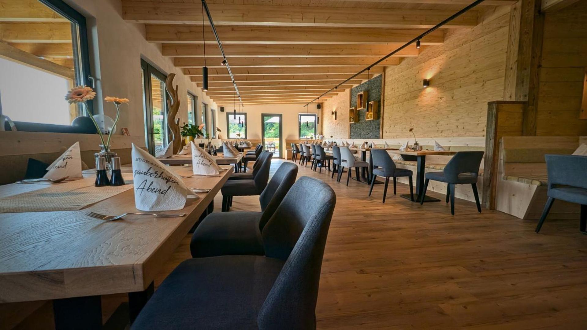 Hotel Berghof Wasserkuppe & Gaestehaus Fuldaquelle Gersfeld Zewnętrze zdjęcie