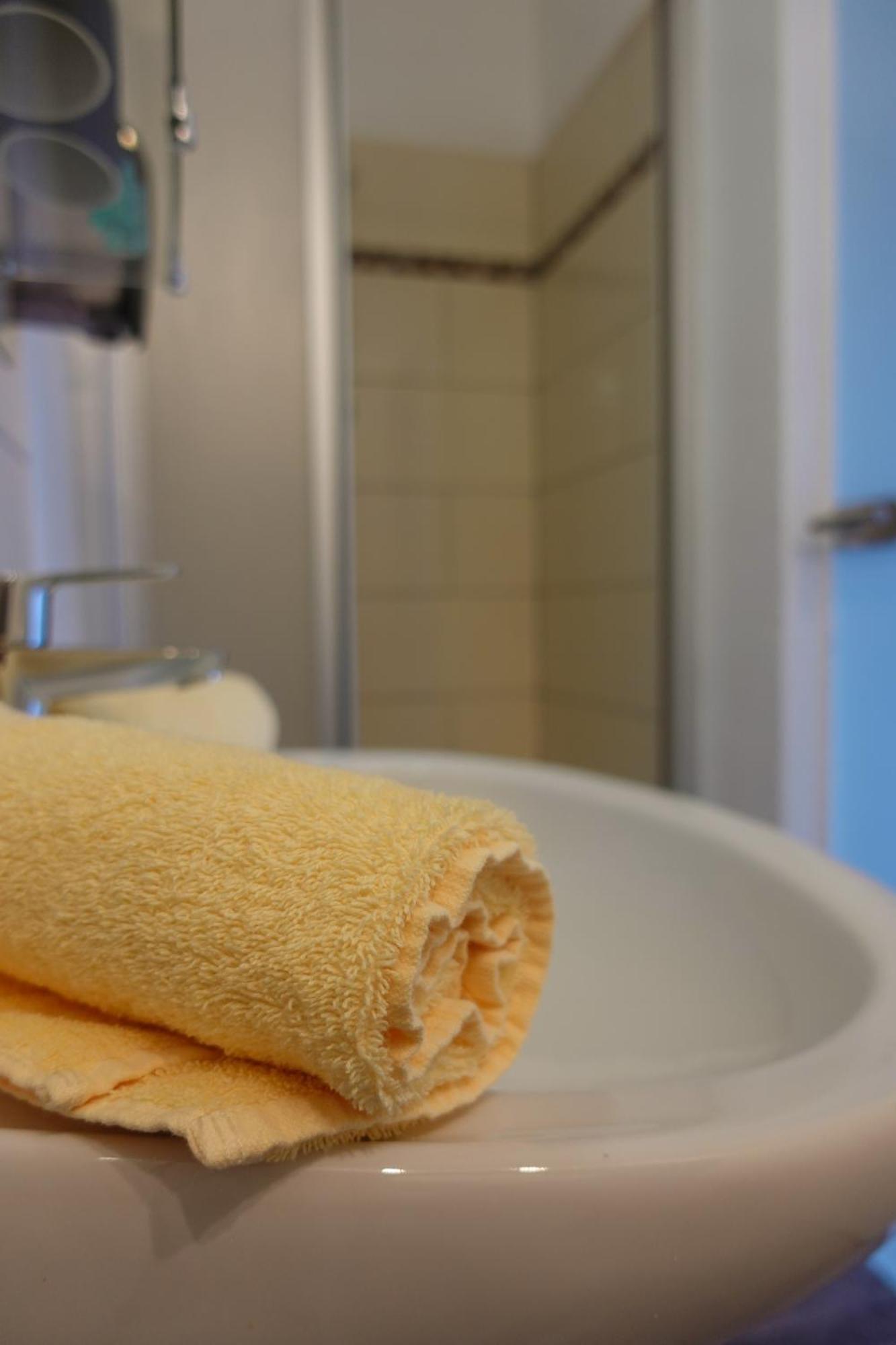 Hotel Berghof Wasserkuppe & Gaestehaus Fuldaquelle Gersfeld Zewnętrze zdjęcie