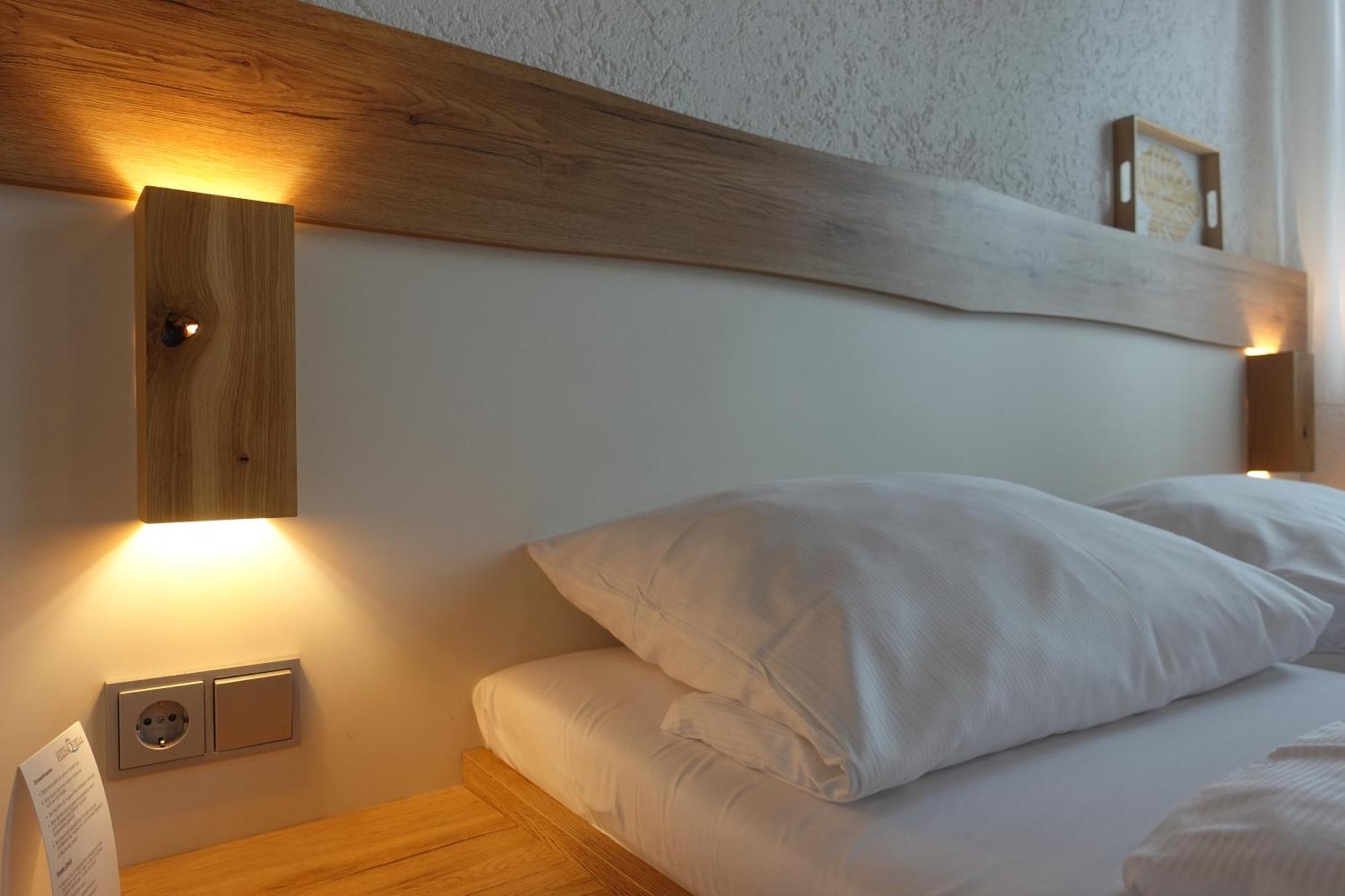 Hotel Berghof Wasserkuppe & Gaestehaus Fuldaquelle Gersfeld Zewnętrze zdjęcie