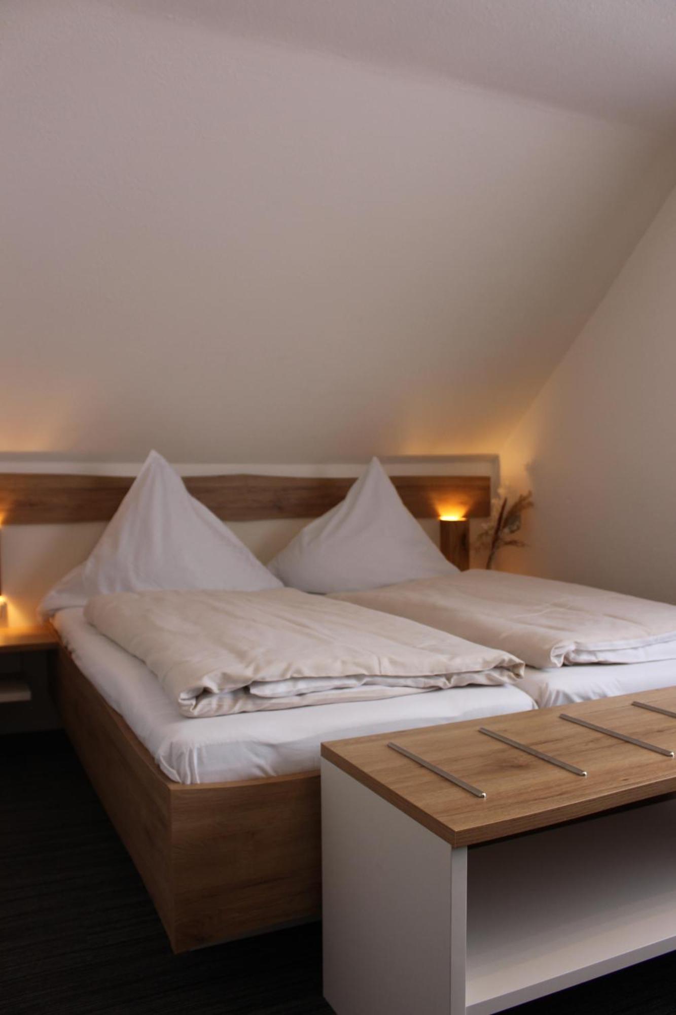 Hotel Berghof Wasserkuppe & Gaestehaus Fuldaquelle Gersfeld Zewnętrze zdjęcie