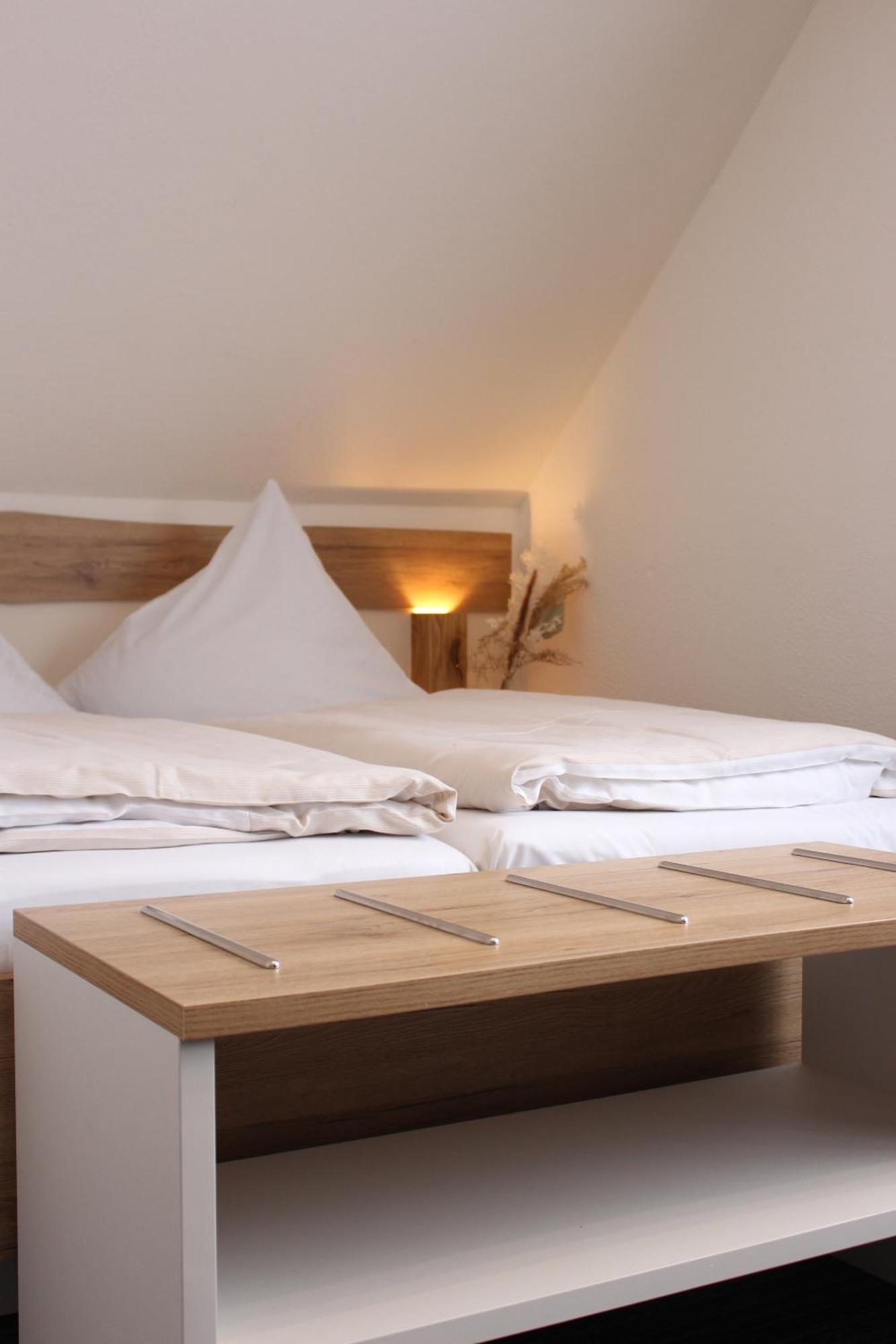 Hotel Berghof Wasserkuppe & Gaestehaus Fuldaquelle Gersfeld Pokój zdjęcie
