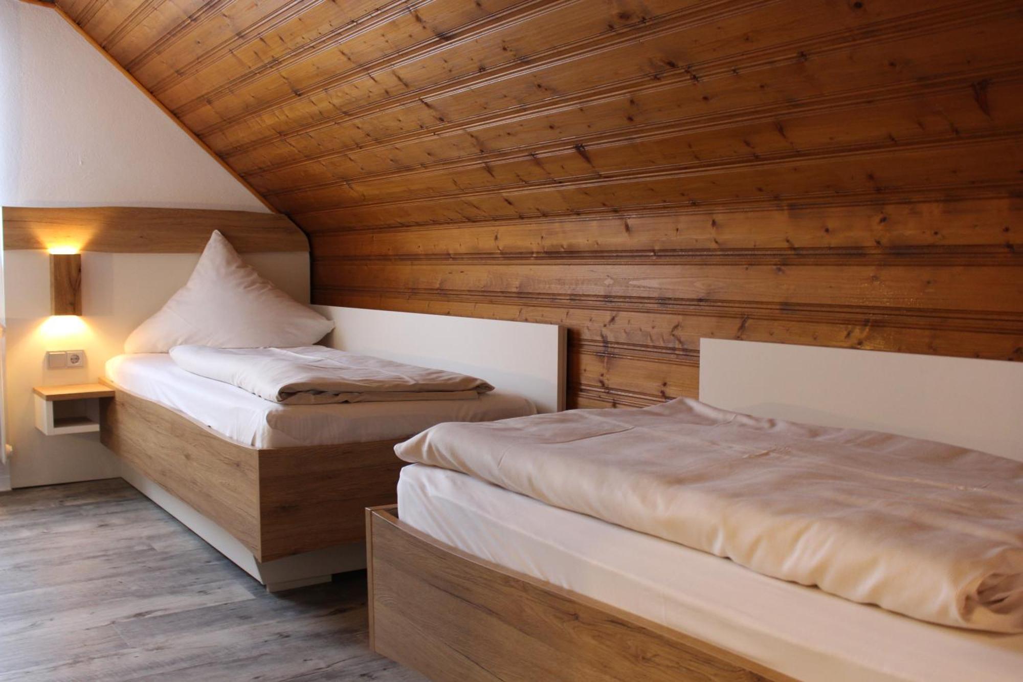 Hotel Berghof Wasserkuppe & Gaestehaus Fuldaquelle Gersfeld Zewnętrze zdjęcie